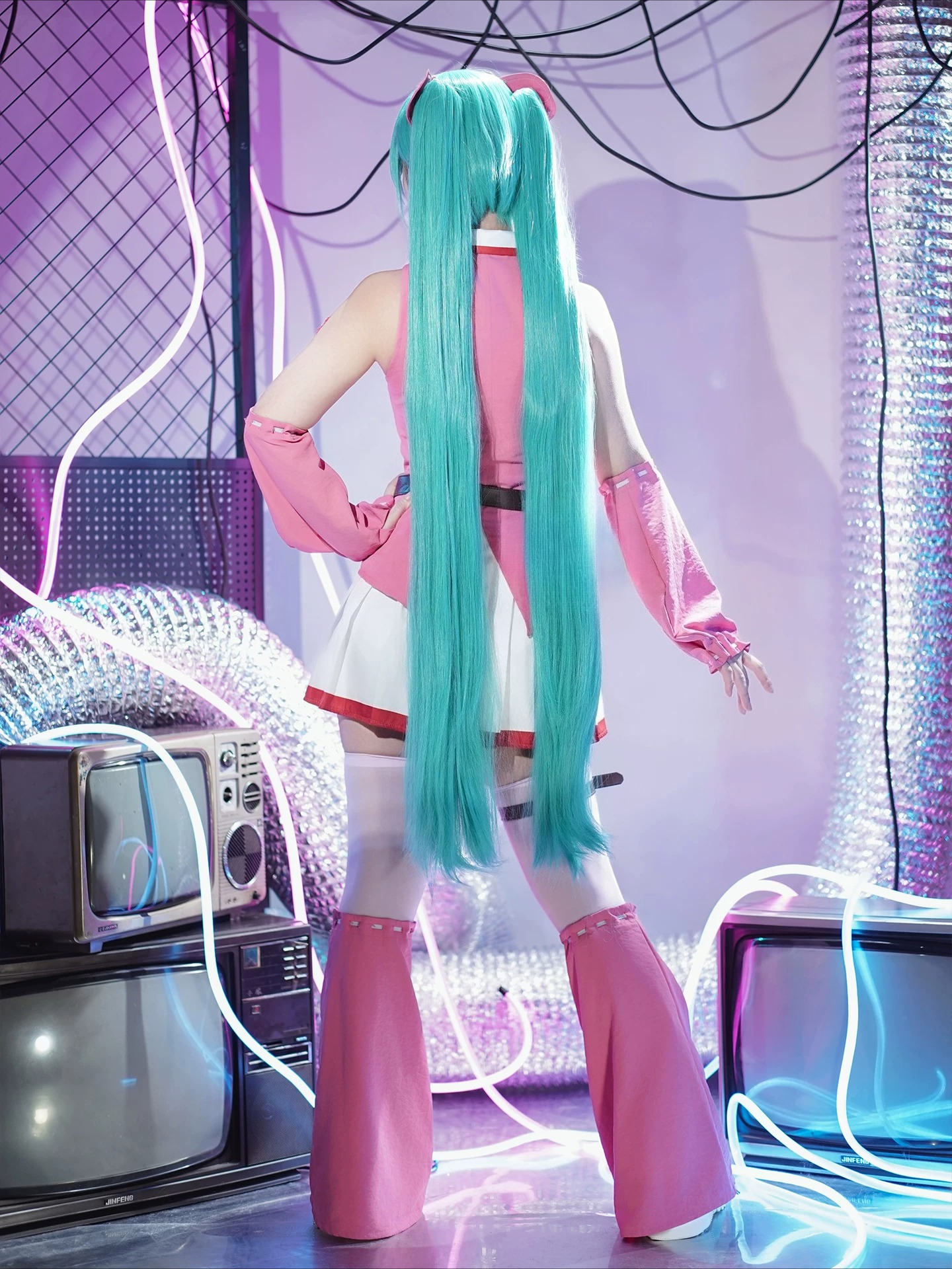 Anime Cosplay Ladies - Miku Gloomy Bear Crossover linkage Cosplay